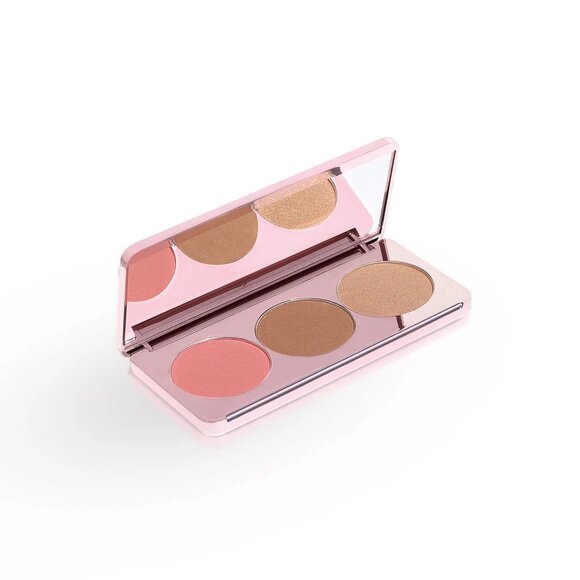 GIRLACTIK  Blush Me & Glow Face Palette - Picture 1 of 5